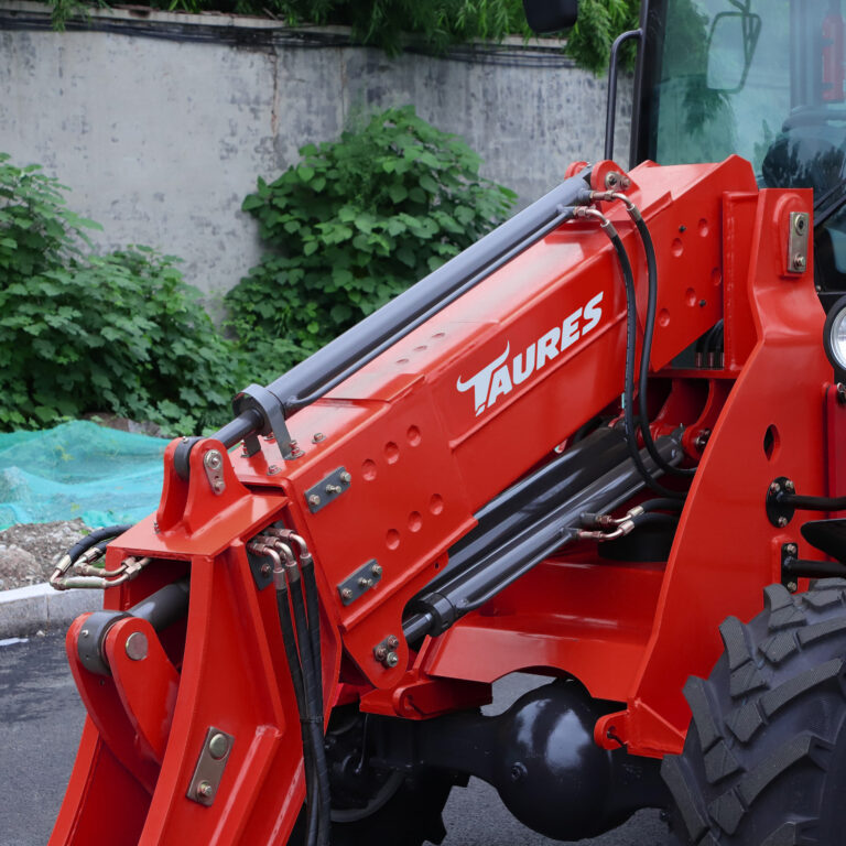 Ładowarka Teleskopowa Taures 816T