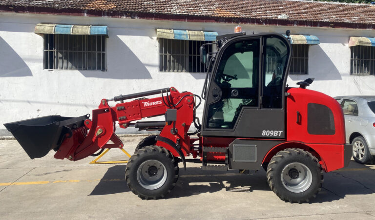 Ładowarka teleskopowa Taures 809BT